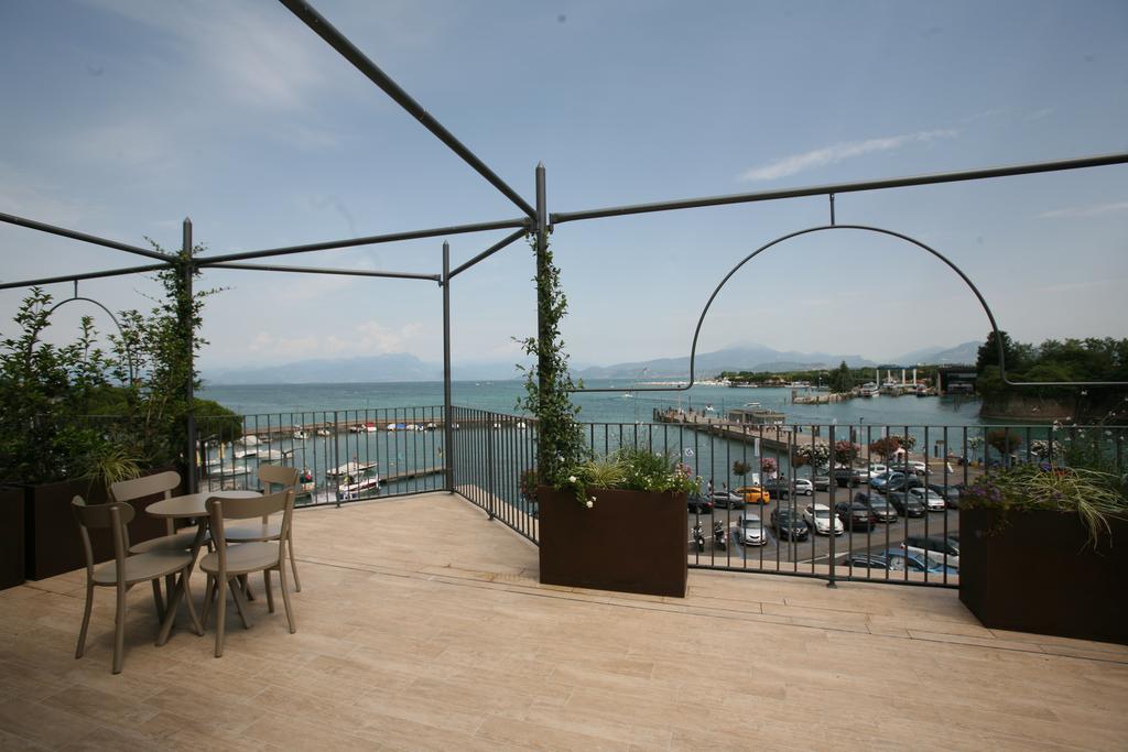 Riviera Carducci Rooms Peschiera del Garda Kültér fotó