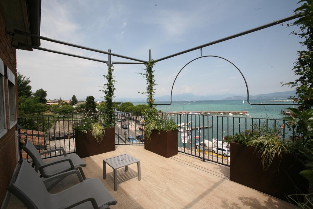 Riviera Carducci Rooms Peschiera del Garda Kültér fotó