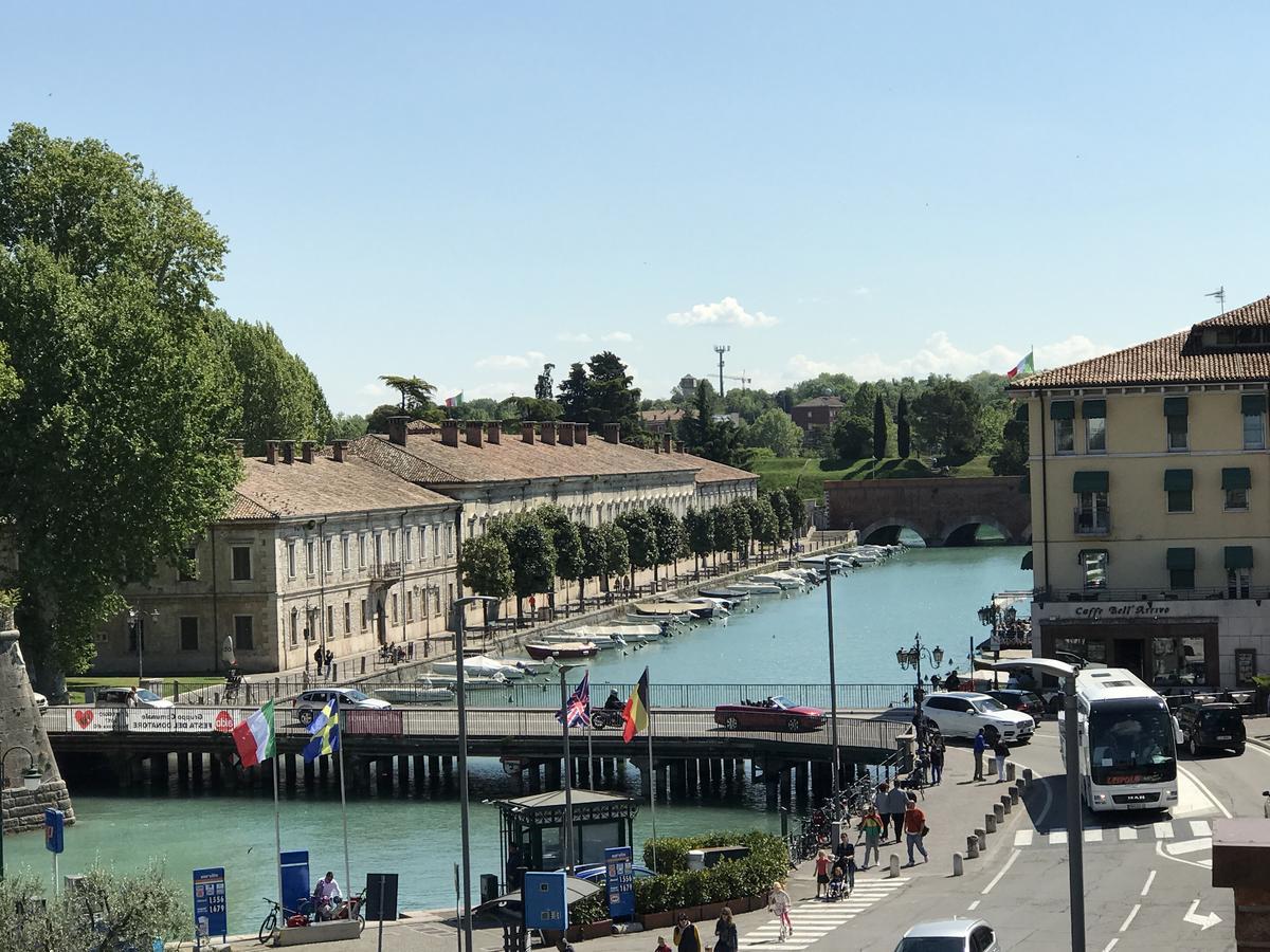 Riviera Carducci Rooms Peschiera del Garda Kültér fotó